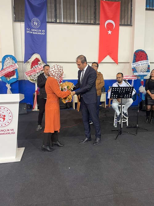 KAYMAKAM SN. AKSU, 24 KASIM ÖĞRETMENLER GÜNÜNDE, ÖĞRETMENLER İLE BULUŞTU.